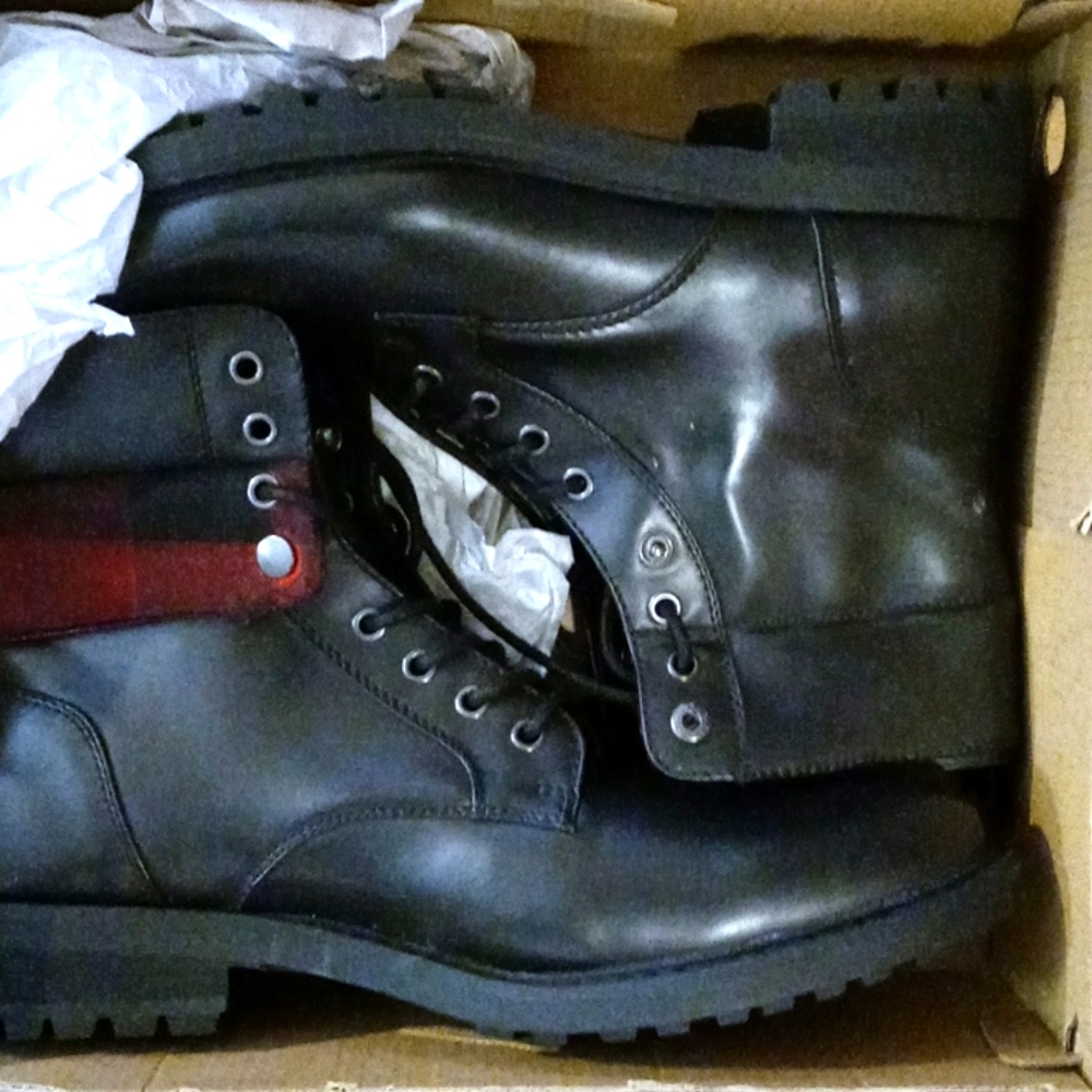 Kenneth Cole men's boots